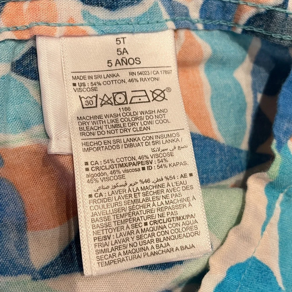 Boys Old Navy Leaf Button Up